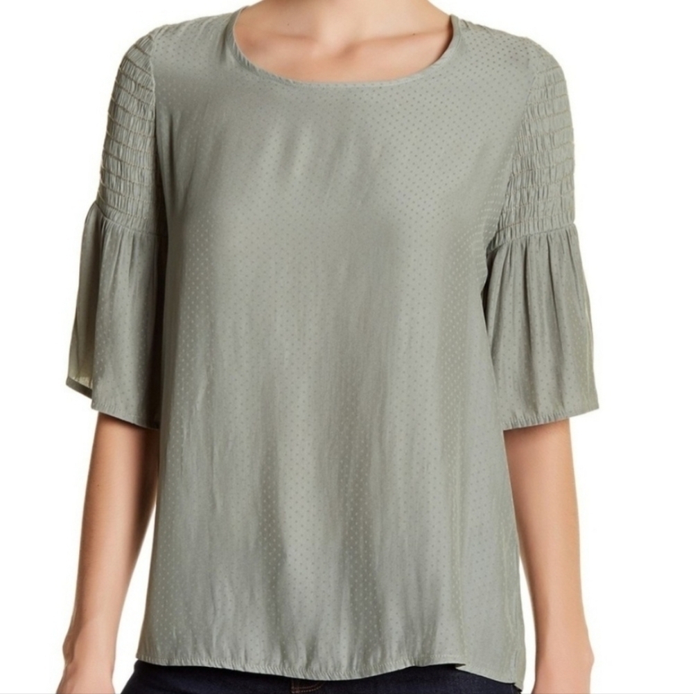 Pleione Shirred Sage Green Bell Sleeve Blouse Top Women's Medium M Bohemian EUC